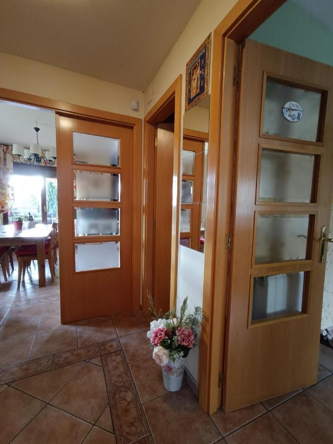 Cuarenta Y Ocho Luces Guest House บูร์โกส ภายนอก รูปภาพ