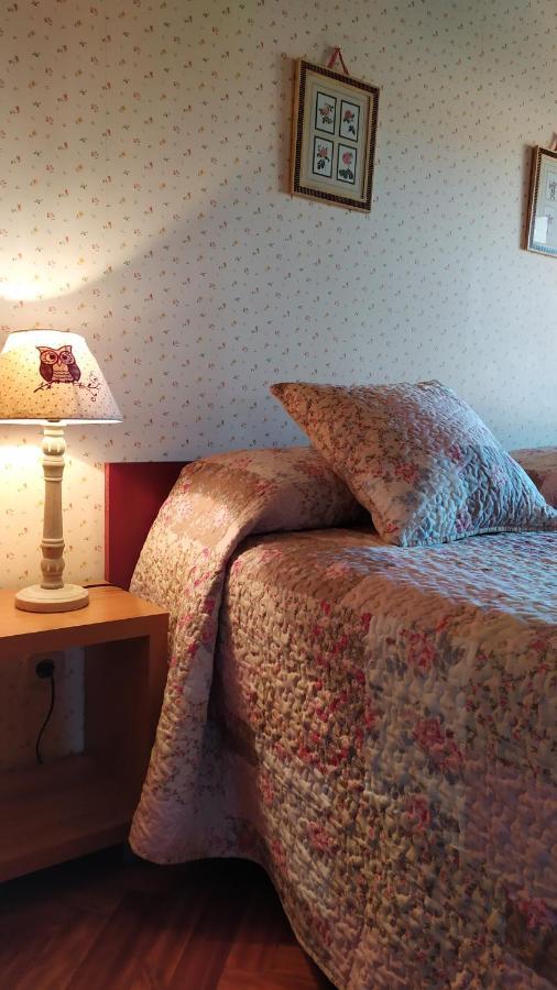 Cuarenta Y Ocho Luces Guest House บูร์โกส ภายนอก รูปภาพ